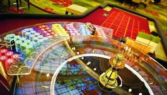 Alur pembayaran 1131sport menampilkan pilihan metode DANA OVO dan transfer bank dengan enkripsi keamanan